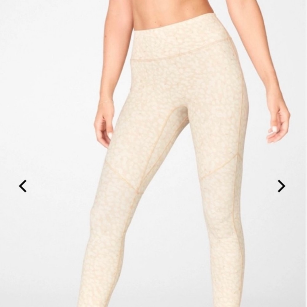 Fabletics Trinity High Waisted Pocket Leggings